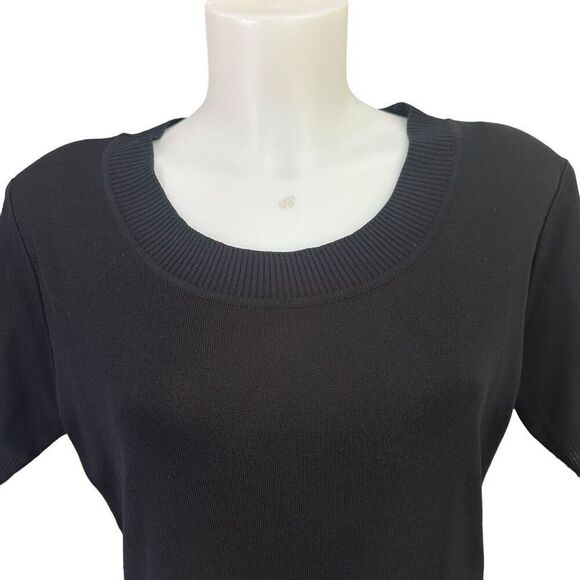 Exclusively MISOOK Black  Round Neck Acrylic Knit Short Sleeve Blouse sz small - Picture 2 of 7